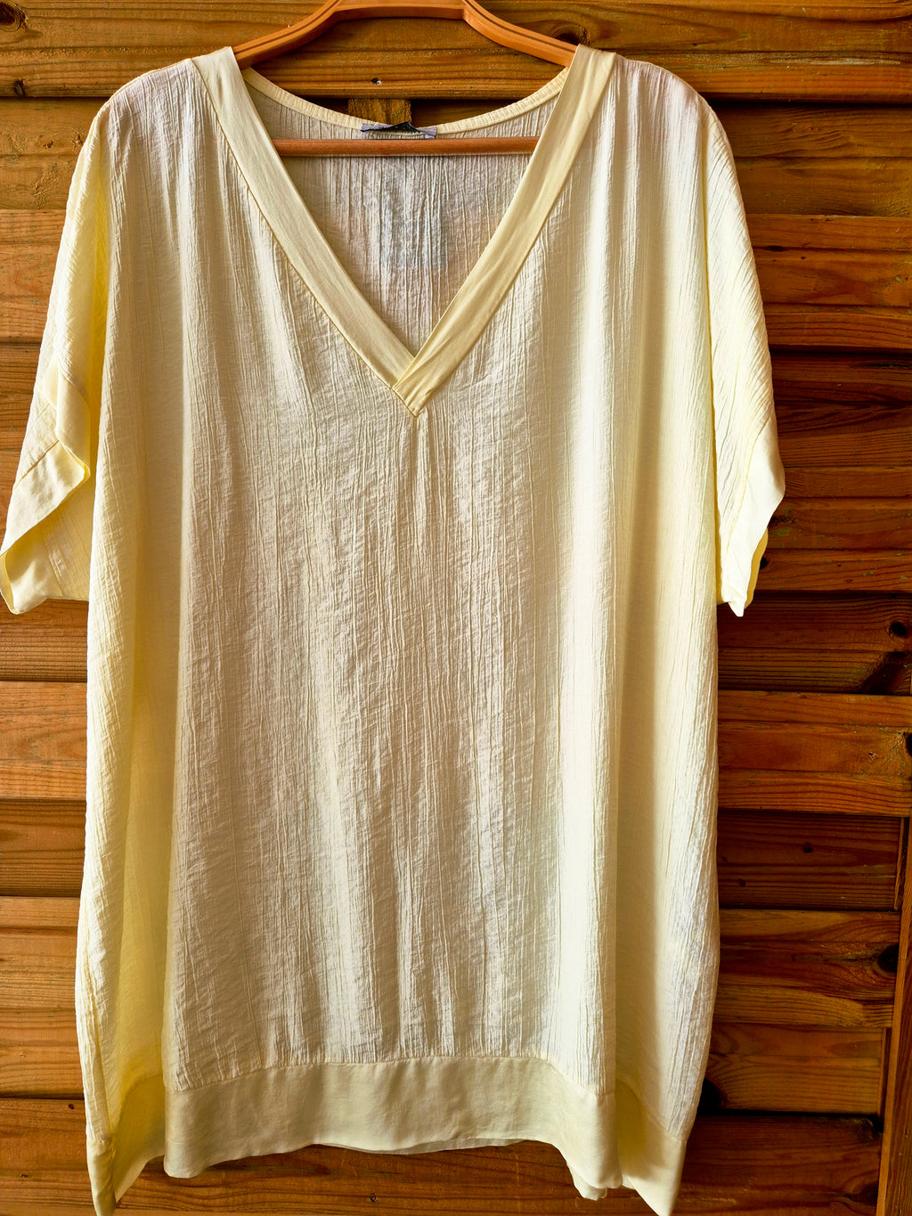 Blouse ample avec détail en satin · Taille unique XL–3XL