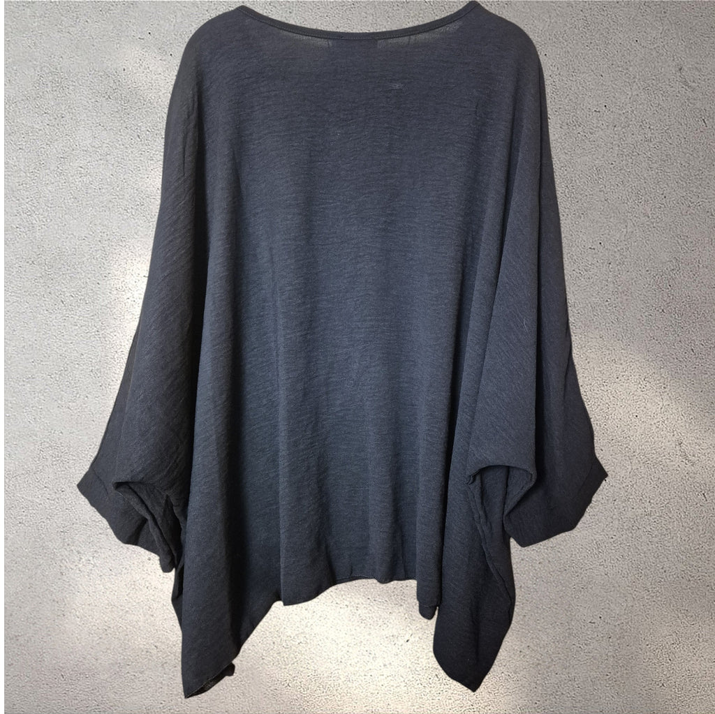 Blusa amplia negra