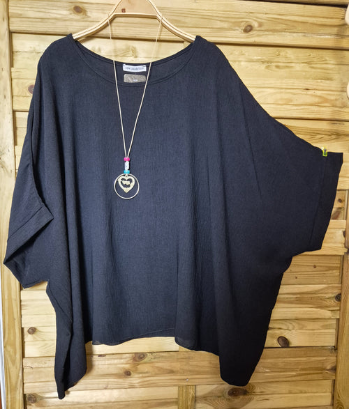 Blusa amplia con colgante incluido · Talla única XL–4XL