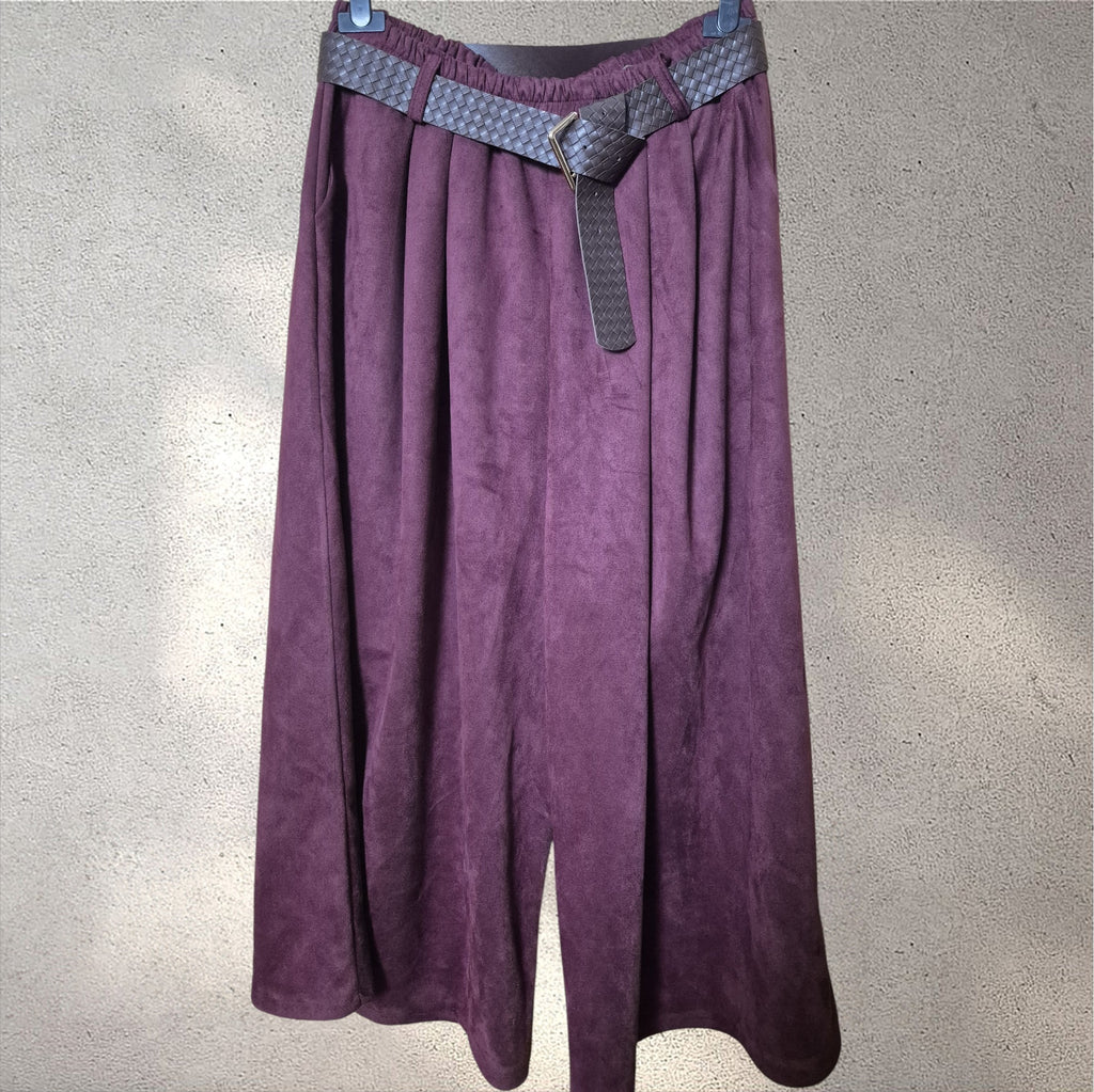 Pantalón antelina burdeos
