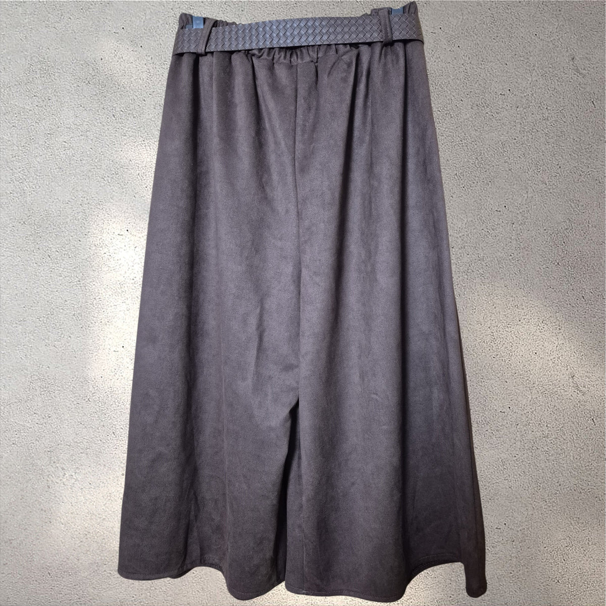 Pantalón antelina marrón