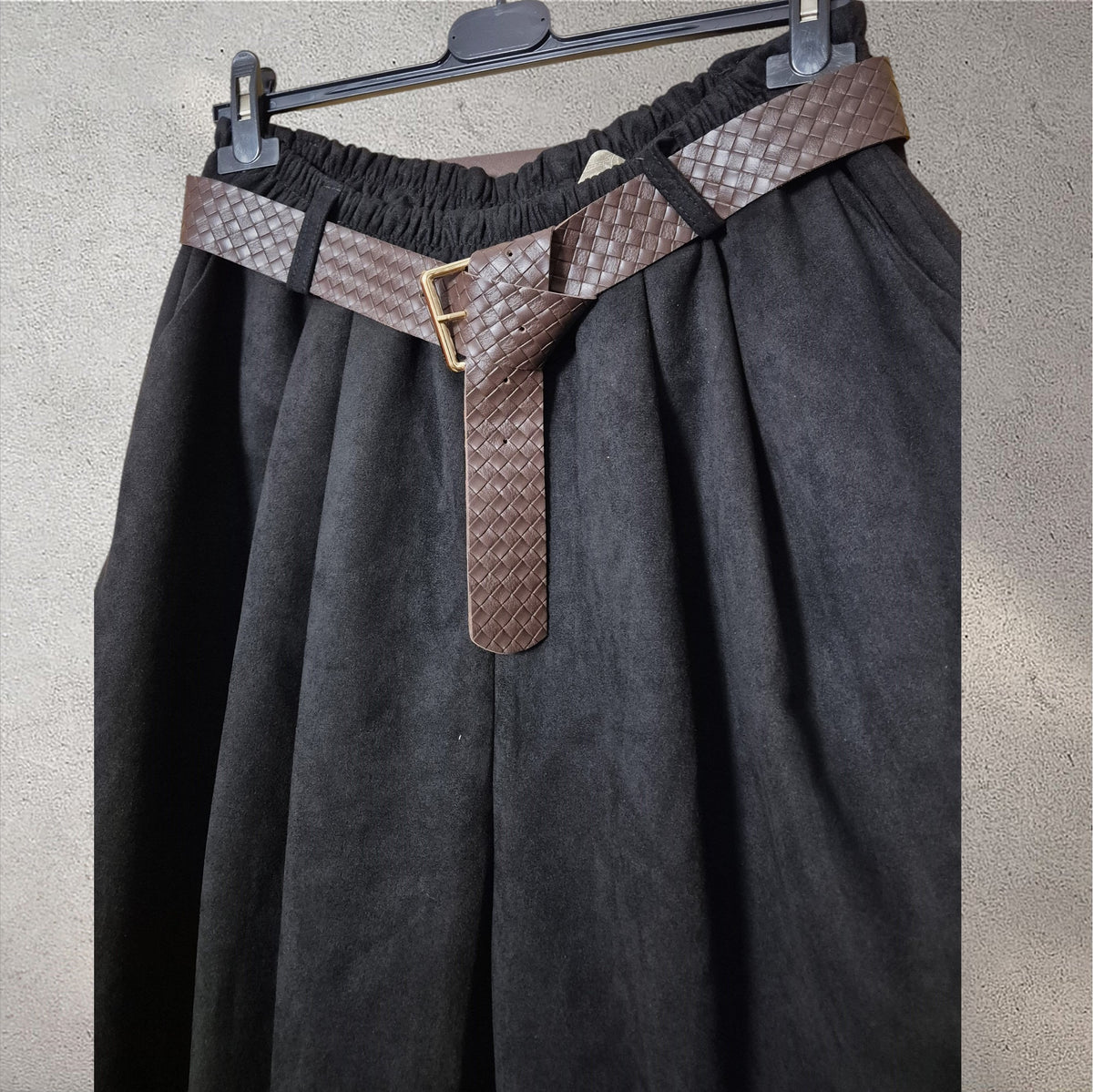 Pantalón antelina negro