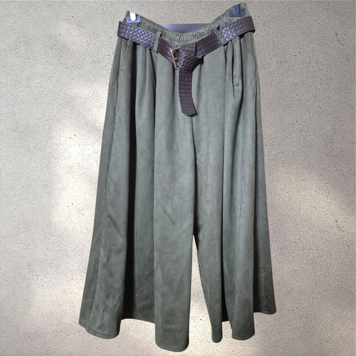 Pantalón antelina verde