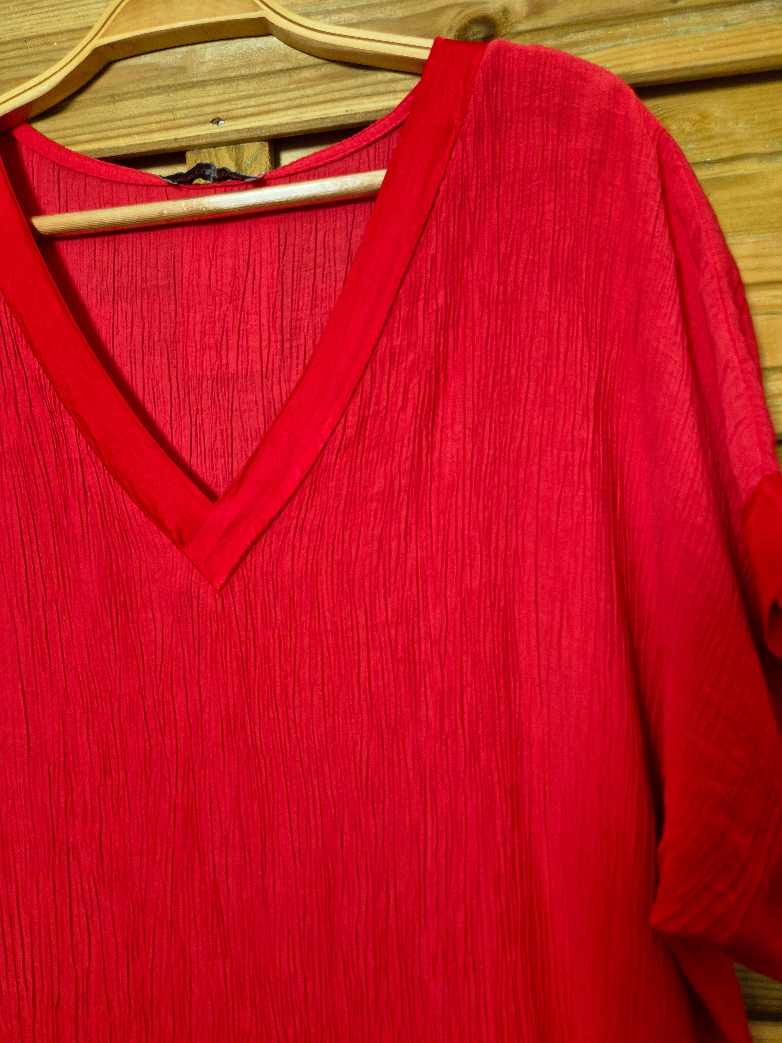 Blouse ample avec détail en satin · Taille unique XL–3XL